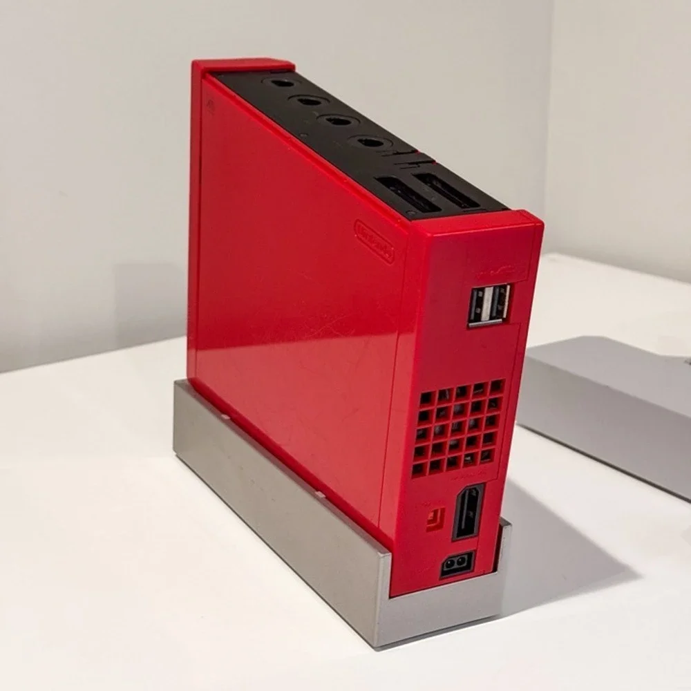 Nintendo red wii